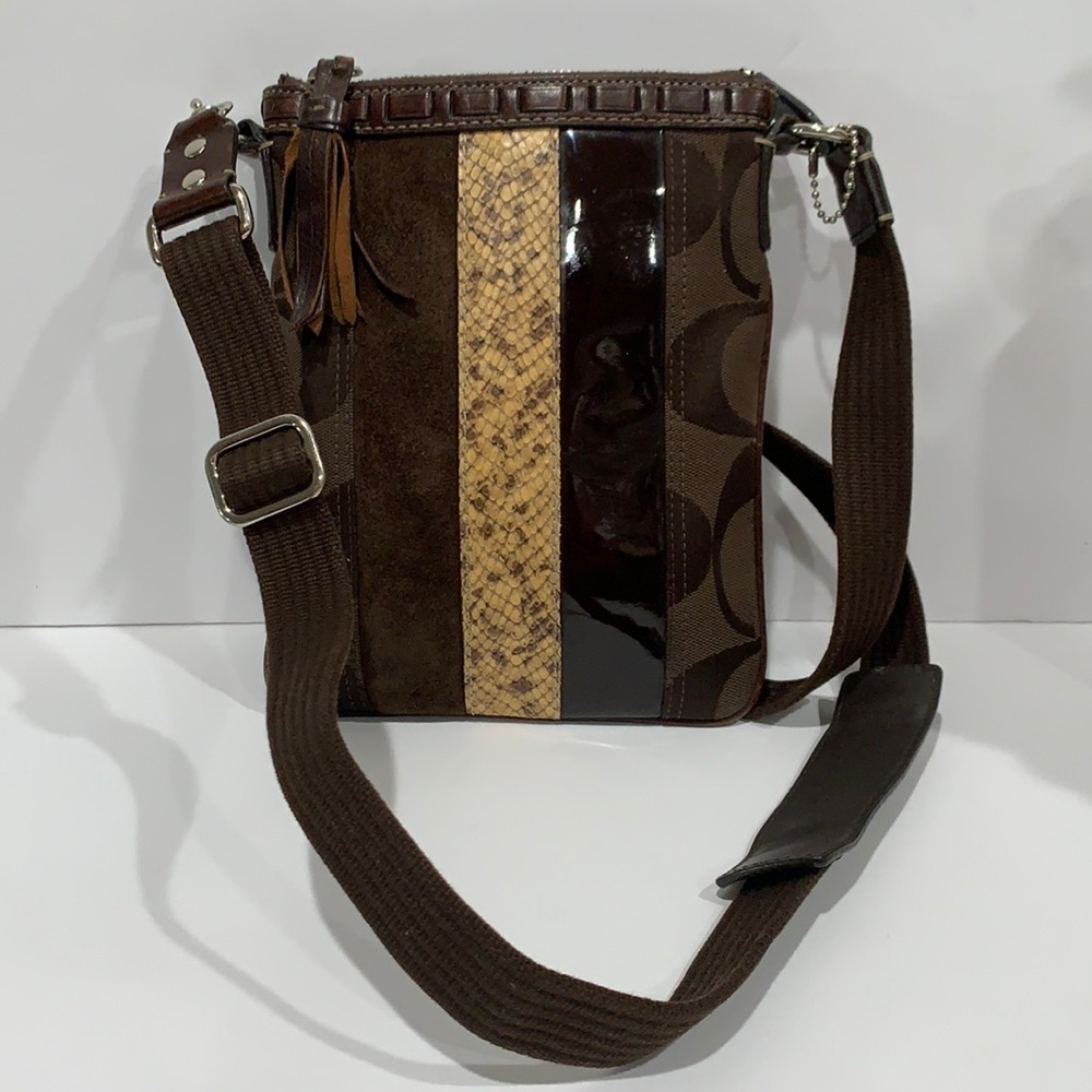 Coach adjustable cross body snakeskin🐴